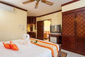 Hilltop Suites – 4