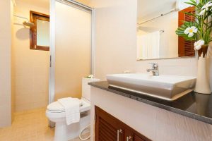 Hilltop Suites – 3